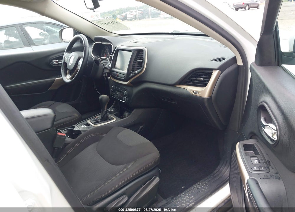 2017 JEEP CHEROKEE VIN: 1C4PJMCB1HD215858