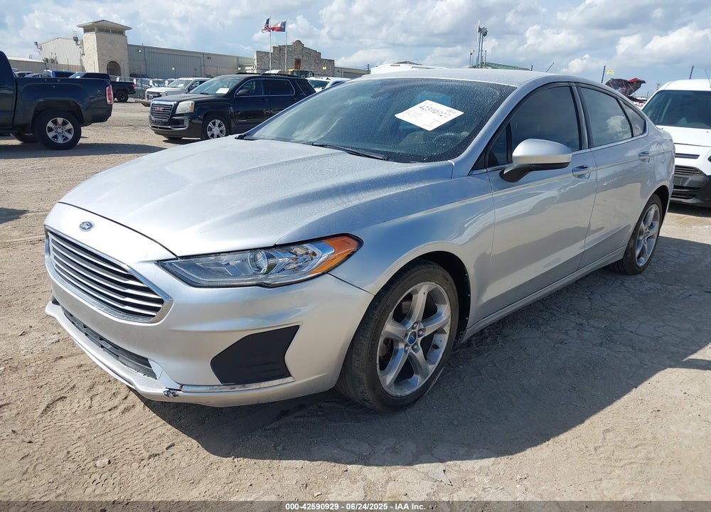 2019 FORD FUSION VIN: 3FA6P0G72KR136048