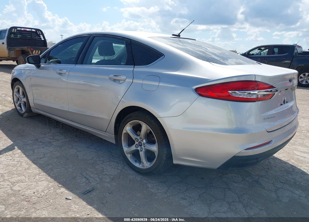 2019 FORD FUSION VIN: 3FA6P0G72KR136048