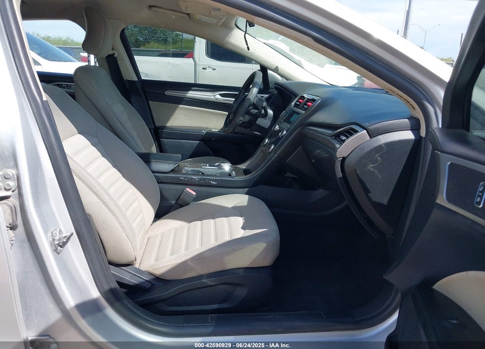 2019 FORD FUSION VIN: 3FA6P0G72KR136048