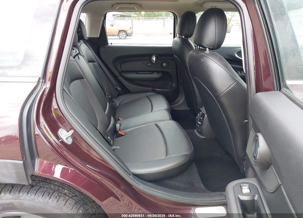 2017 MINI COOPER CLUBMAN VIN: WMWLU1C5XH2F27672
