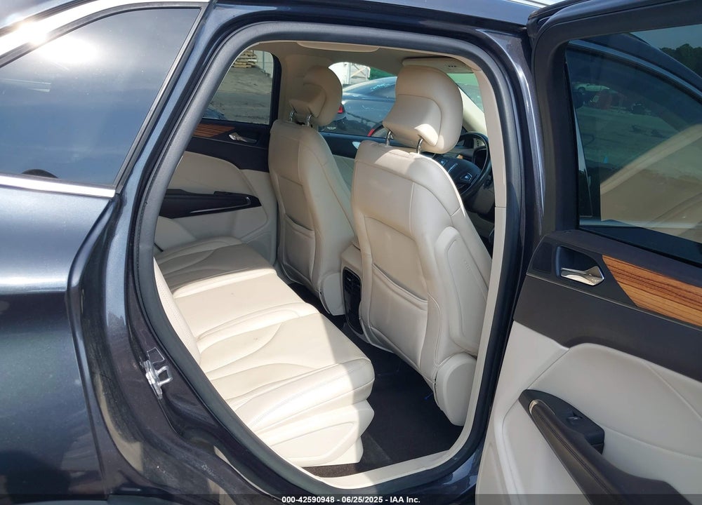 2015 LINCOLN MKC VIN: 5LMCJ1A99FUJ24730