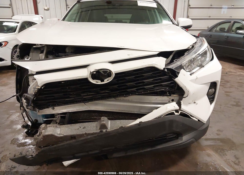 2019 TOYOTA RAV4 VIN: 2T3C1RFV2KC031770
