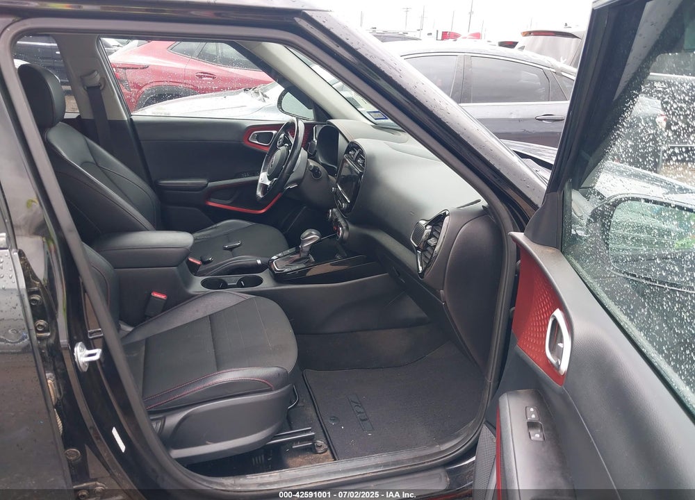 2020 KIA SOUL VIN: KNDJ53AFXL7023937