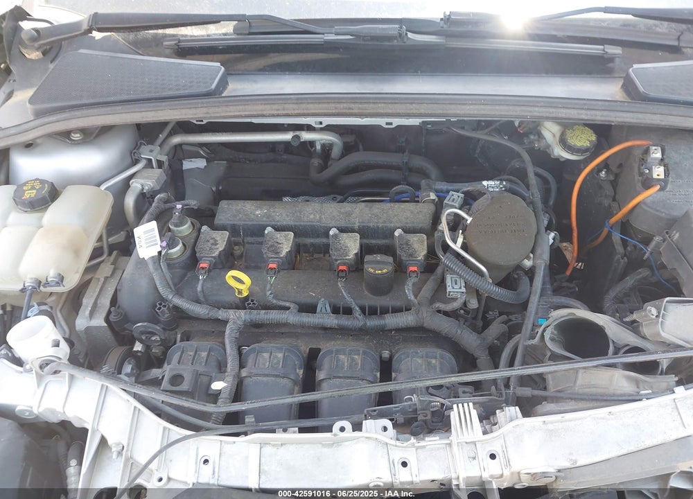 2014 FORD FOCUS SE VIN: 1FADP3K21EL447588
