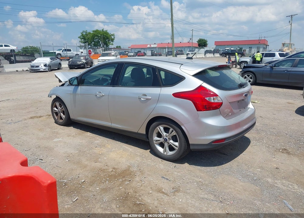 2014 FORD FOCUS SE VIN: 1FADP3K21EL447588