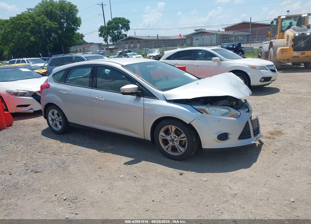 2014 FORD FOCUS SE VIN: 1FADP3K21EL447588