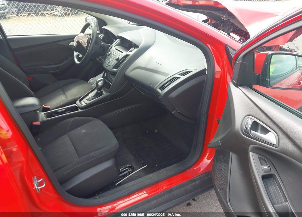 2016 FORD FOCUS VIN: 1FADP3F21GL246092