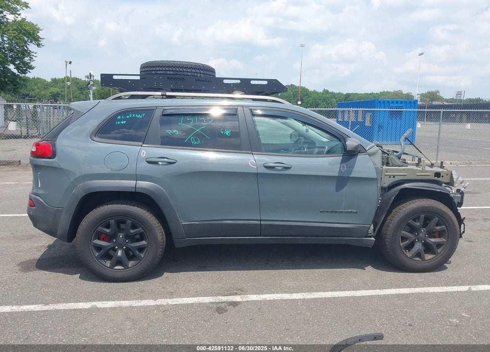 2015 JEEP CHEROKEE VIN: 1C4PJMBB0FW528421