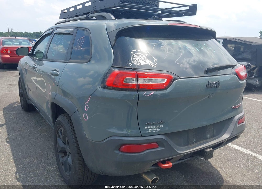 2015 JEEP CHEROKEE VIN: 1C4PJMBB0FW528421