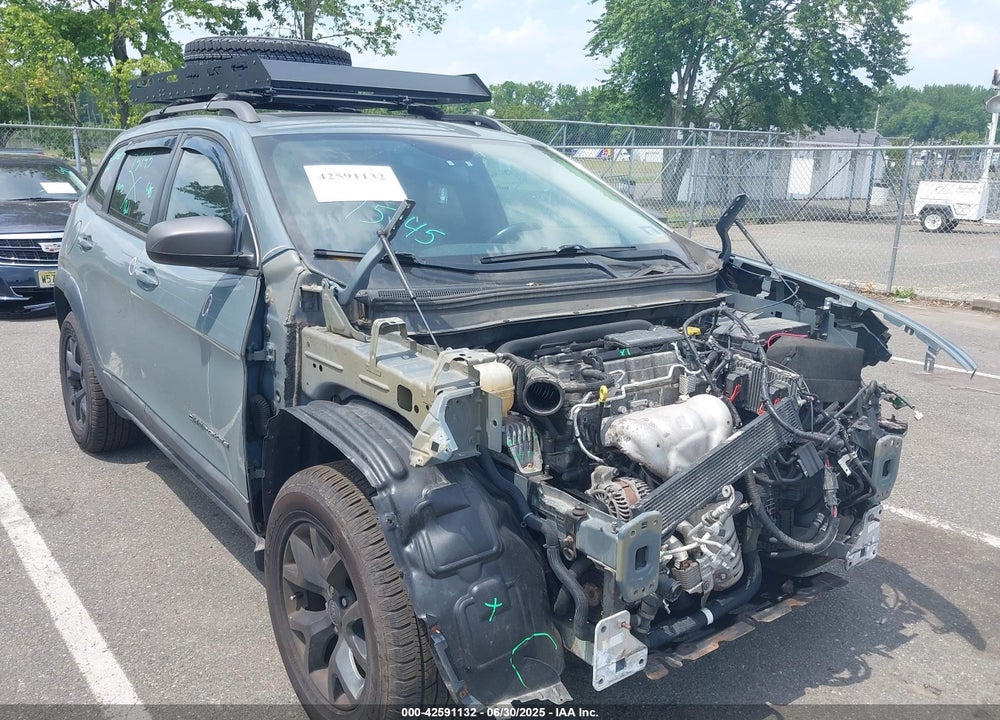 2015 JEEP CHEROKEE VIN: 1C4PJMBB0FW528421