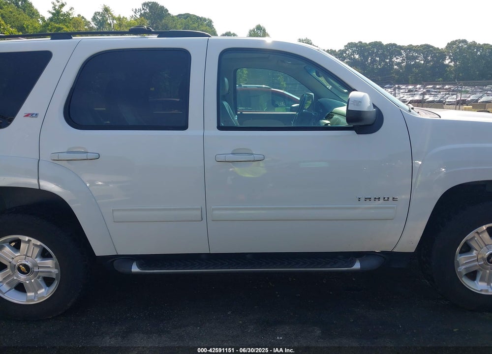 2014 CHEVROLET TAHOE LT VIN: 1GNSKBE04ER153983