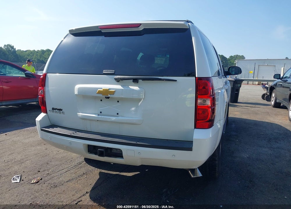 2014 CHEVROLET TAHOE LT VIN: 1GNSKBE04ER153983
