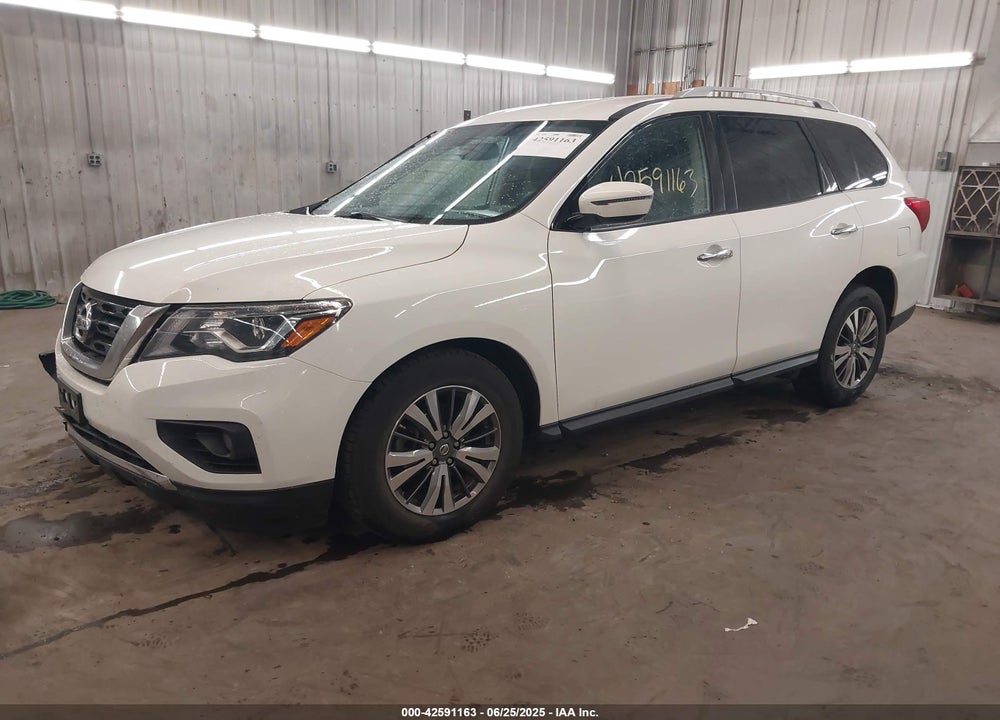 2018 NISSAN PATHFINDER VIN: 5N1DR2MMXJC670733