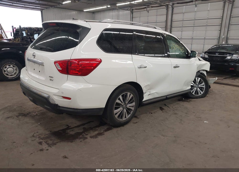2018 NISSAN PATHFINDER VIN: 5N1DR2MMXJC670733
