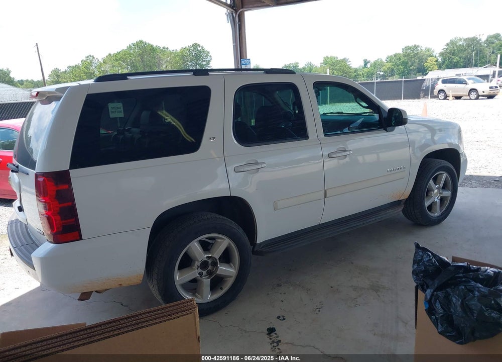 2008 CHEVROLET TAHOE LT VIN: 1GNFC13098R140632