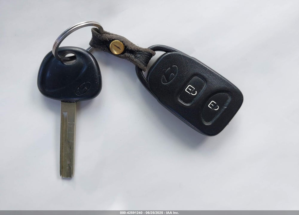 2012 HYUNDAI ACCENT VIN: KMHCT5AE3CU058673