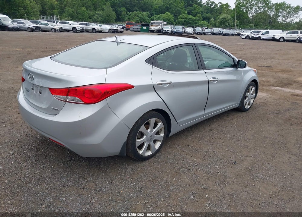 2013 HYUNDAI ELANTRA VIN: 5NPDH4AE3DH249039