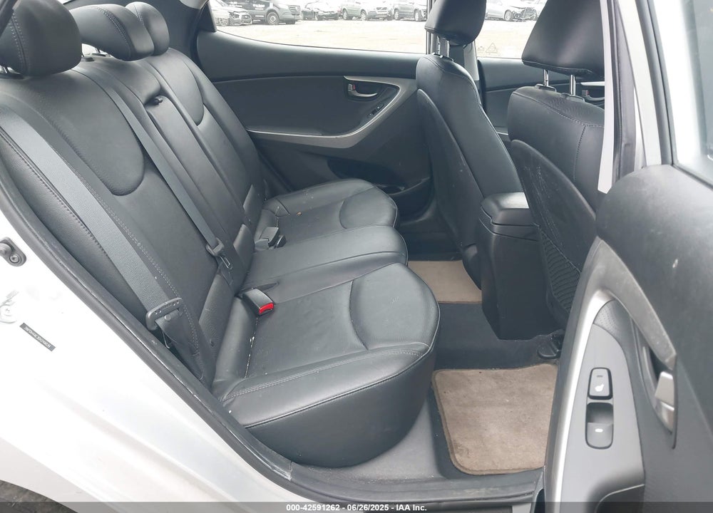 2013 HYUNDAI ELANTRA VIN: 5NPDH4AE3DH249039