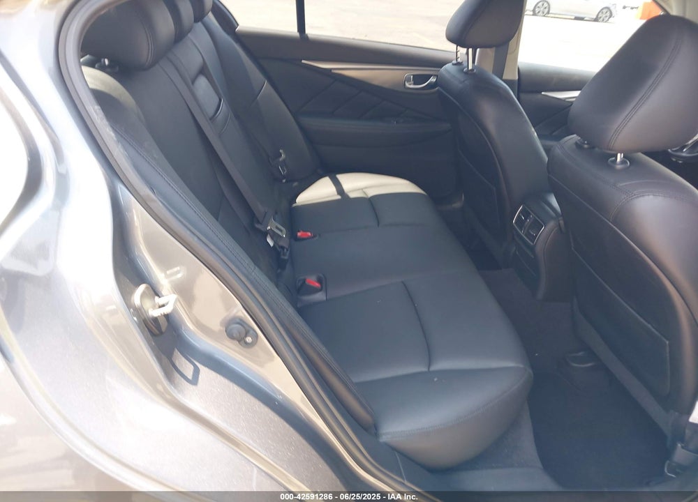 2016 INFINITI Q50 VIN: JN1EV7AP3GM306255