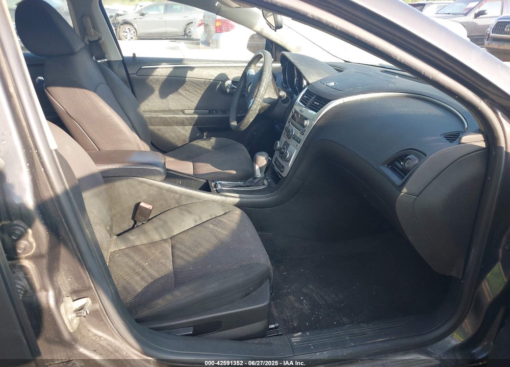 2011 CHEVROLET MALIBU VIN: 1G1ZC5E19BF199880
