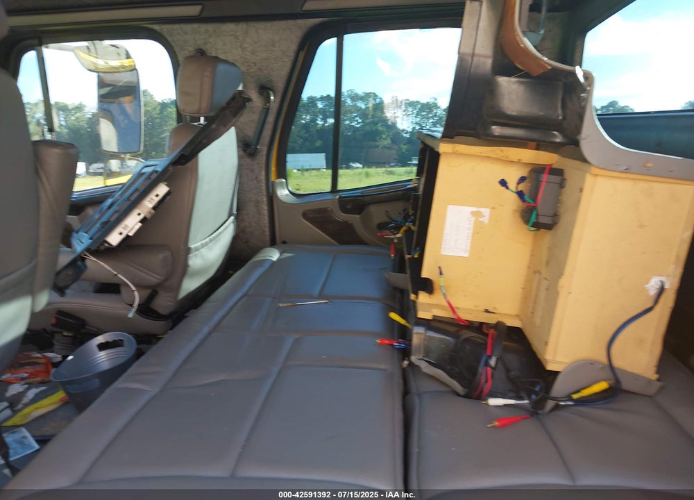 2007 FREIGHTLINER SPORT CHASSIS 106 VIN: 1FVAFCDK07HY20420