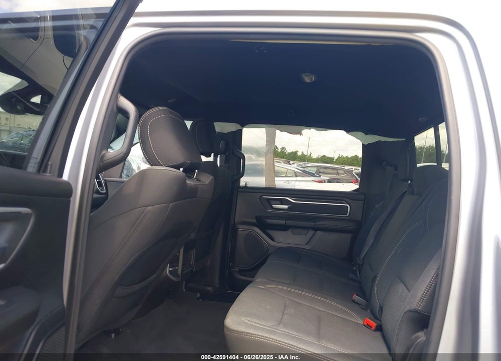 2020 RAM 1500 VIN: 1C6RREFT6LN405841