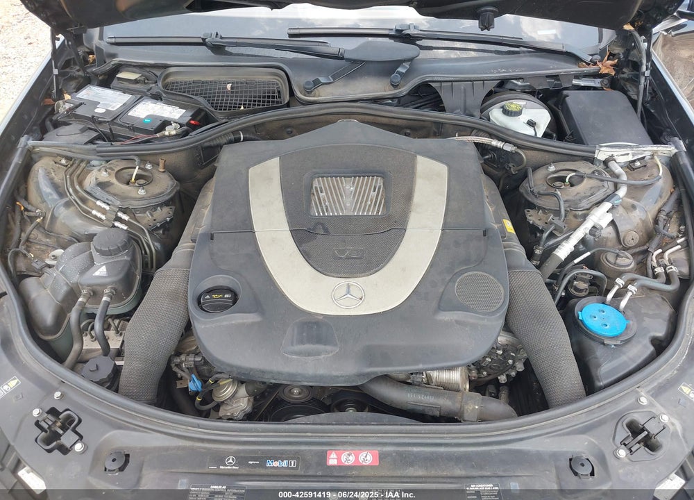 2011 MERCEDES-BENZ S CLASS VIN: WDDNG7BB6BA400575