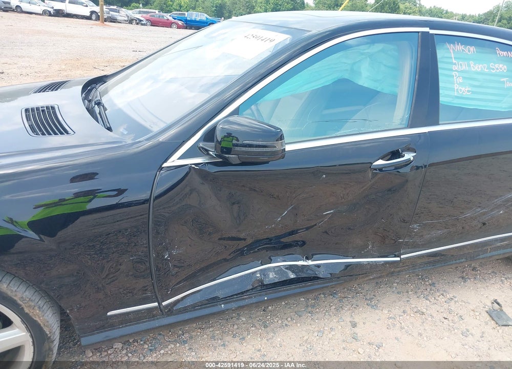 2011 MERCEDES-BENZ S CLASS VIN: WDDNG7BB6BA400575
