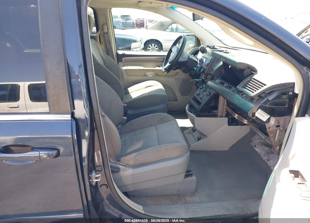 2009 VOLKSWAGEN ROUTAN SE VIN: 2V8HW34199R543263