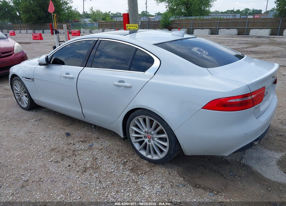 2017 JAGUAR XE VIN: SAJAN4BV5HA948682