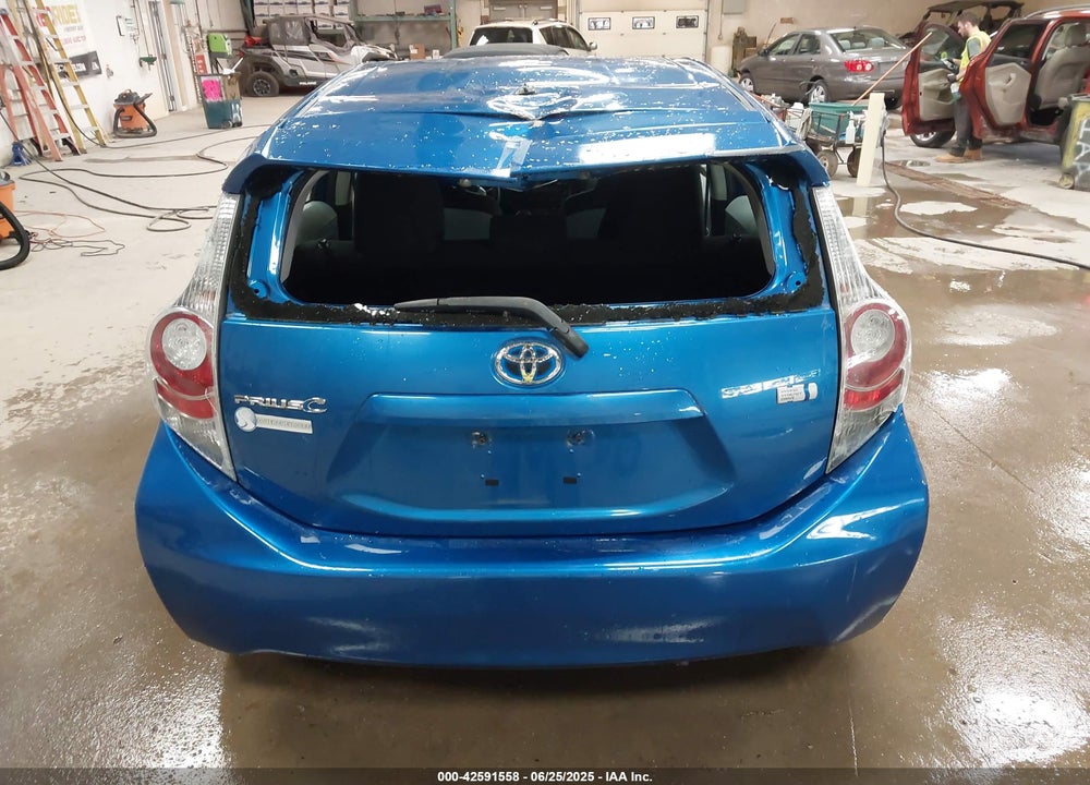 2014 TOYOTA PRIUS C ONE VIN: JTDKDTB30E1559751