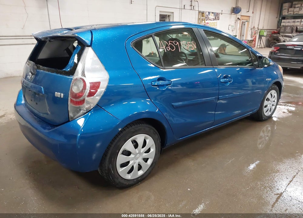 2014 TOYOTA PRIUS C ONE VIN: JTDKDTB30E1559751