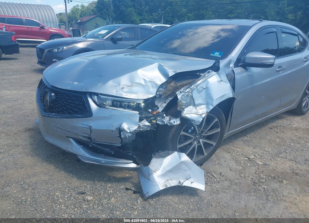 2018 ACURA TLX VIN: 19UUB3F30JA004657