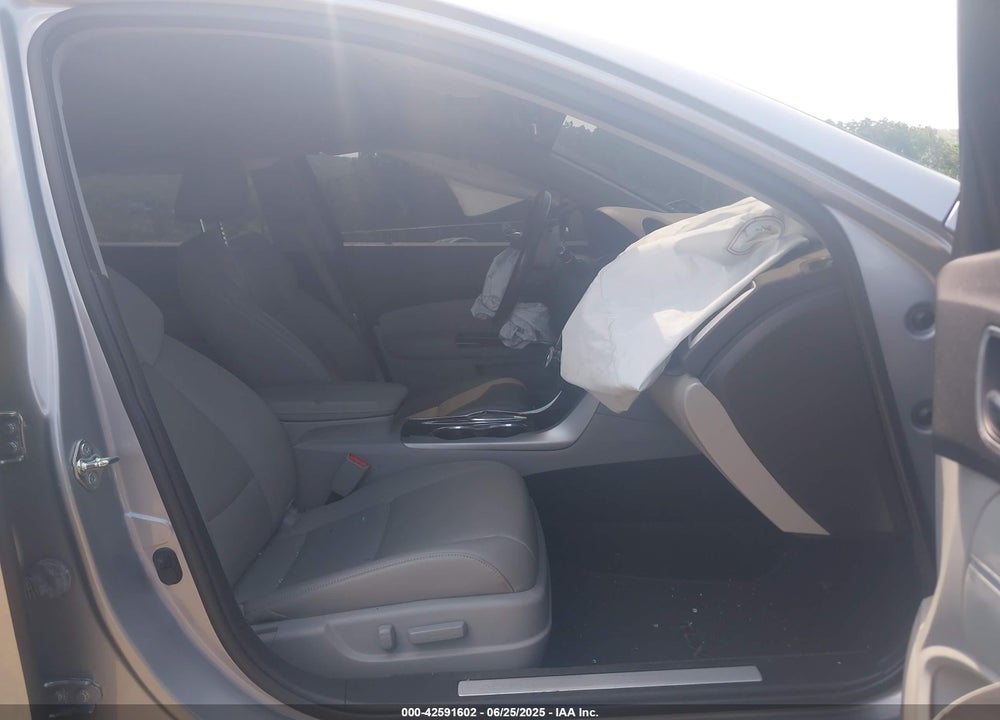 2018 ACURA TLX VIN: 19UUB3F30JA004657