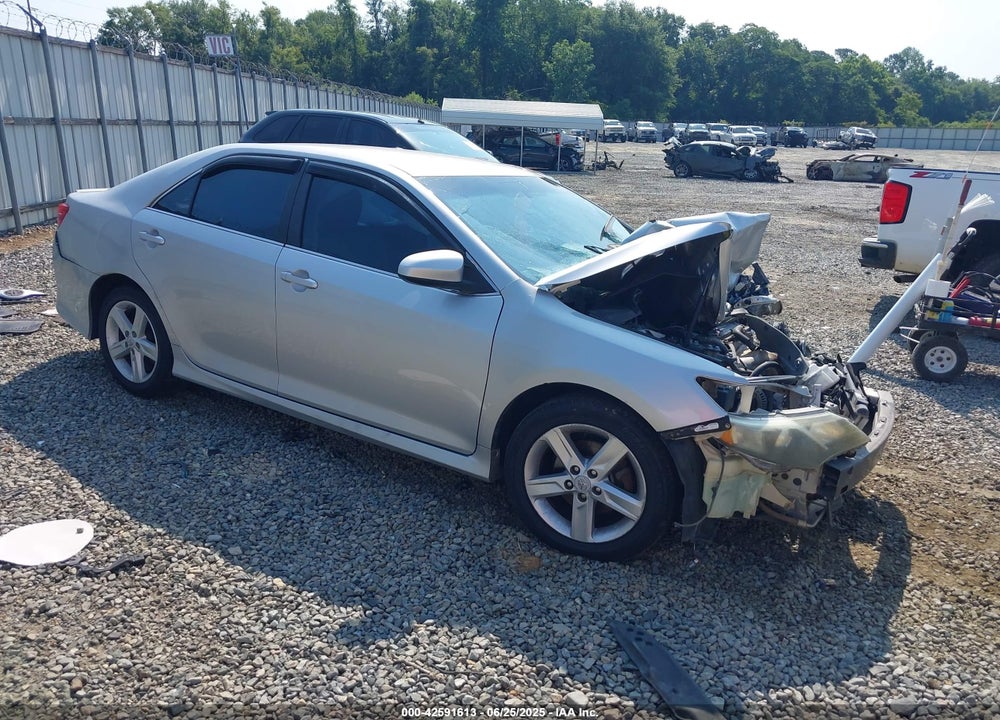 2013 TOYOTA CAMRY SE VIN: 4T1BF1FK9DU222181