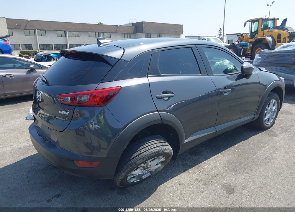 2016 MAZDA CX-3 VIN: JM1DKBC78G0125869