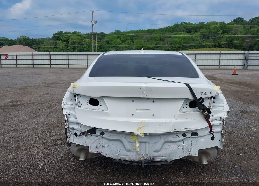 2015 ACURA TLX VIN: 19UUB2F58FA023122