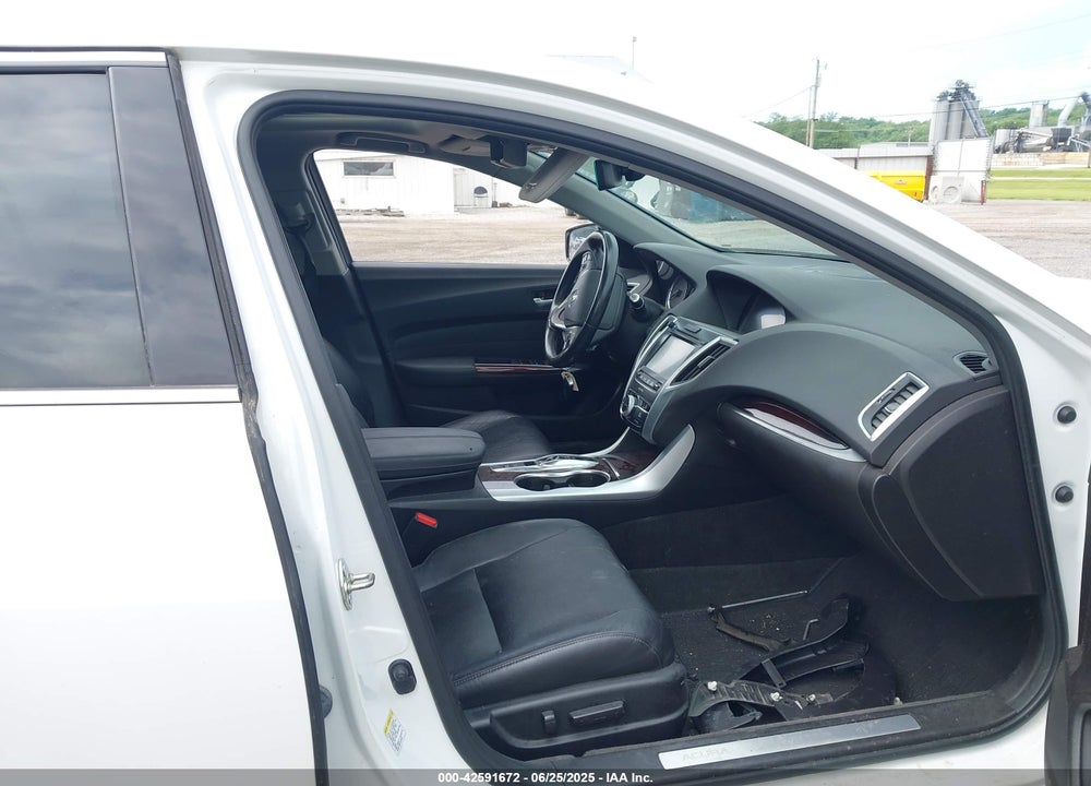 2015 ACURA TLX VIN: 19UUB2F58FA023122