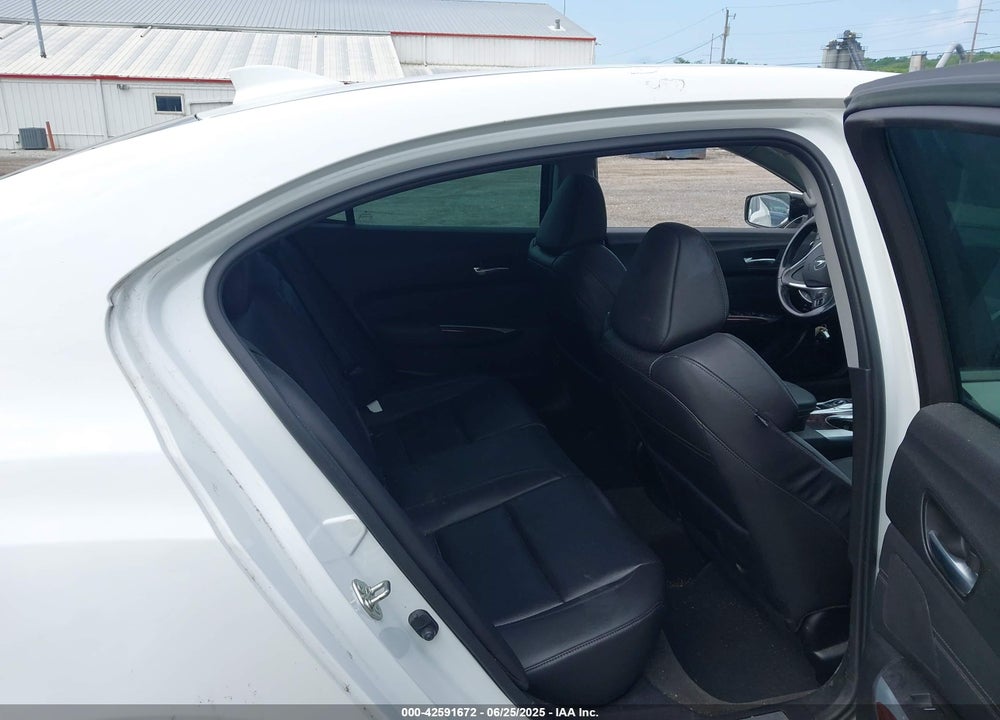 2015 ACURA TLX VIN: 19UUB2F58FA023122