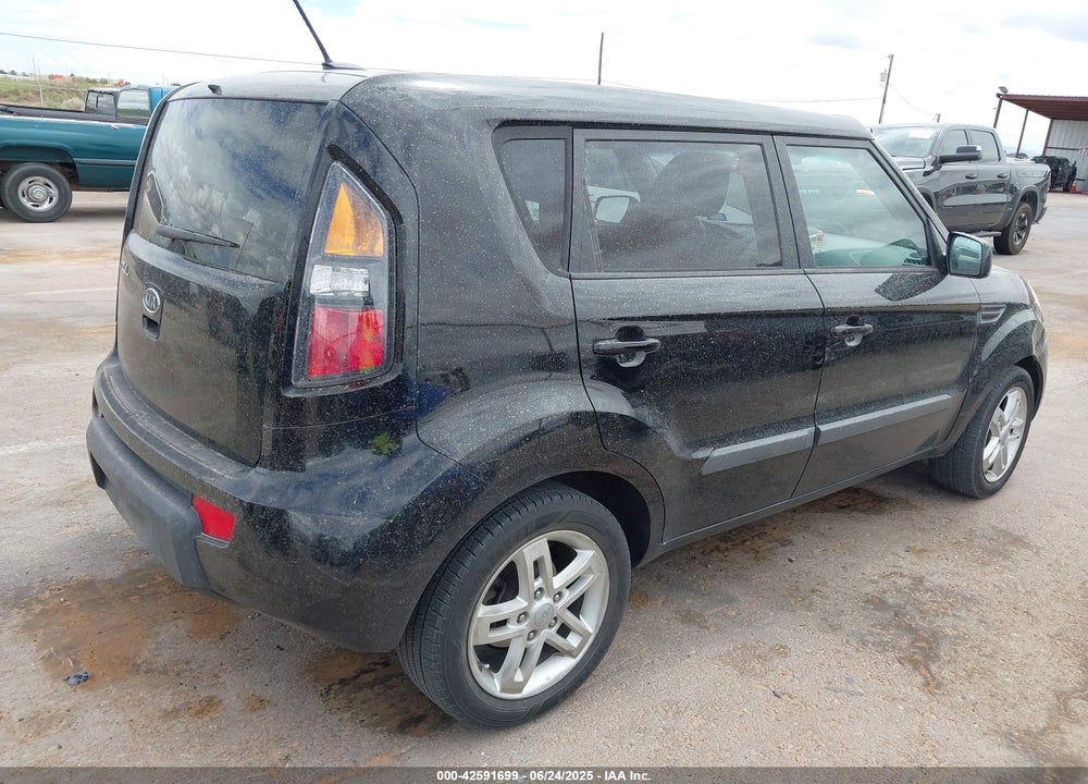 2011 KIA SOUL VIN: KNDJT2A26B7710814