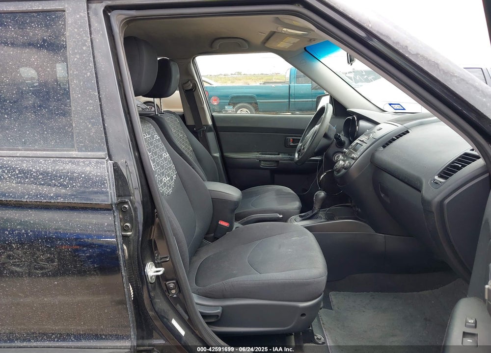 2011 KIA SOUL VIN: KNDJT2A26B7710814