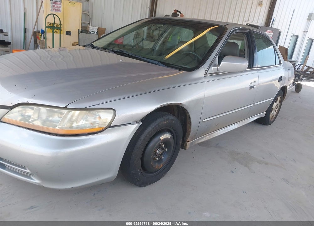 2002 HONDA ACCORD 3.0 EX VIN: 1HGCG16512A066153