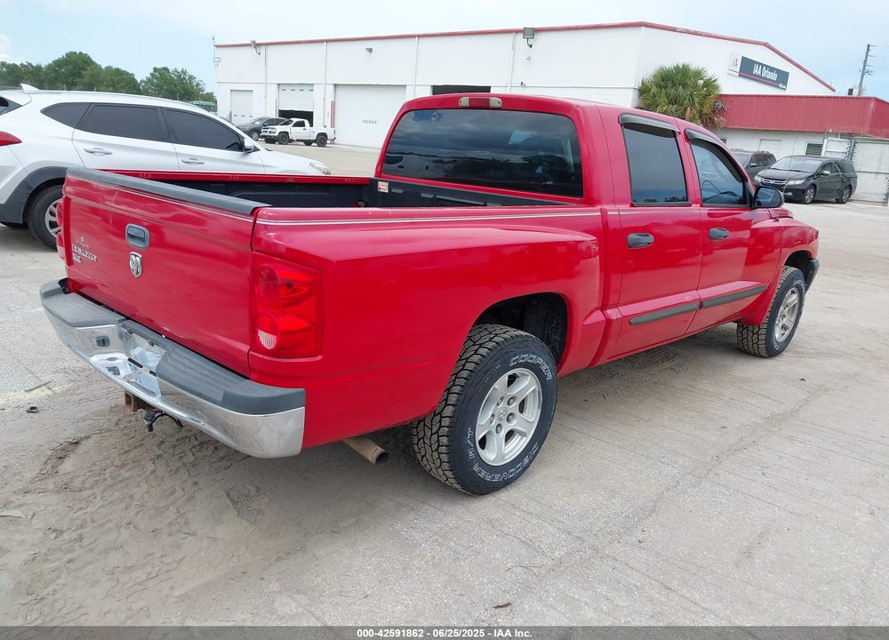 2005 DODGE DAKOTA SLT VIN: 1D7HE48N75S126353