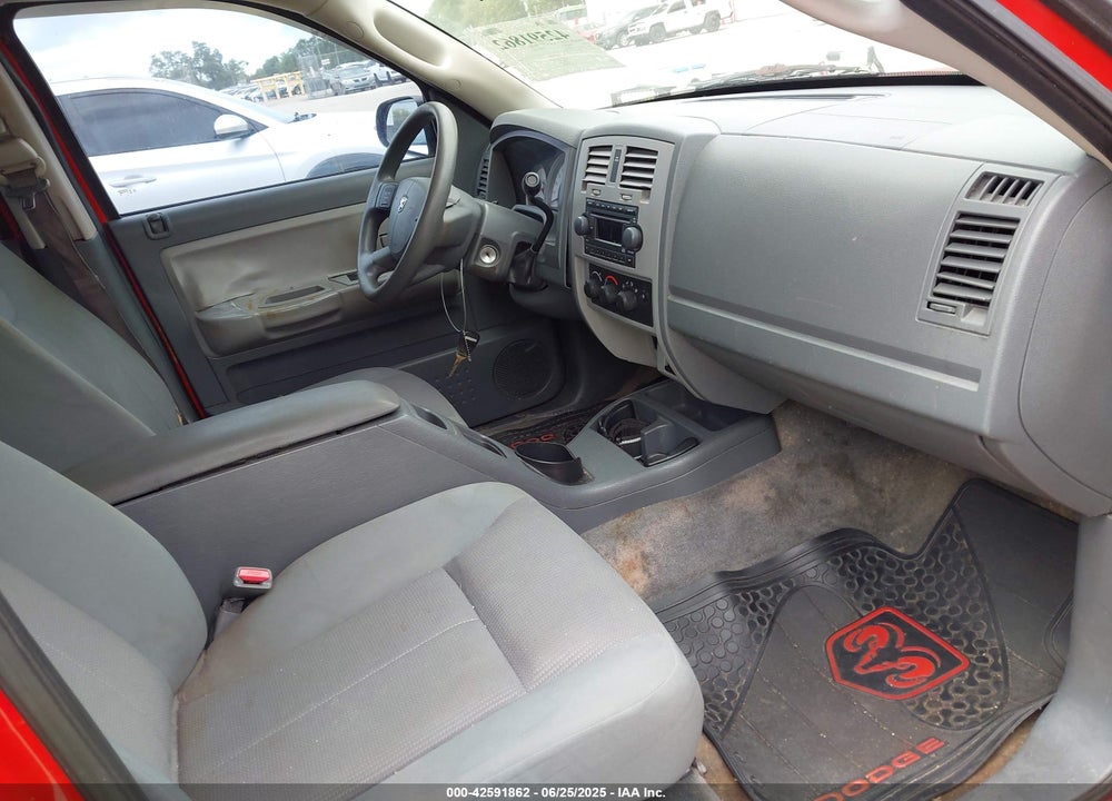2005 DODGE DAKOTA SLT VIN: 1D7HE48N75S126353