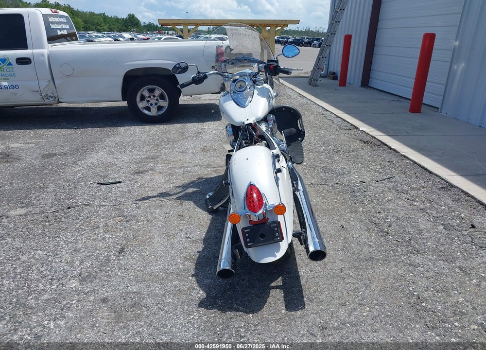 2016 INDIAN MOTORCYCLE CO. CHIEF CLASSIC VIN: 56KCCCAA6G3337708