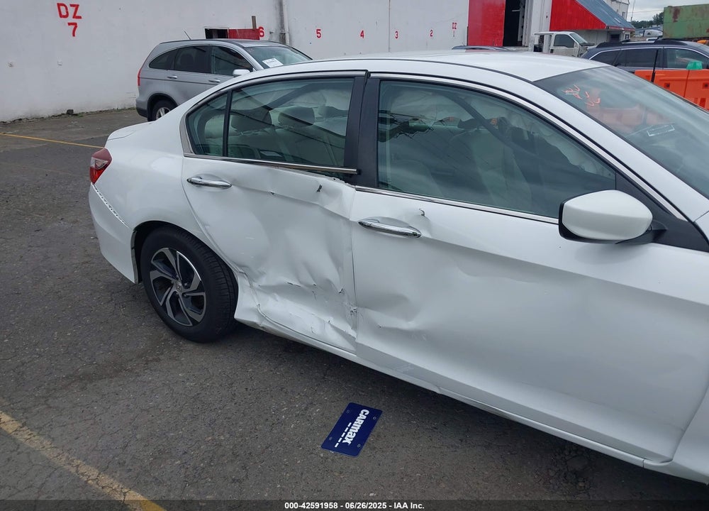 2016 HONDA ACCORD VIN: 1HGCR2F34GA129705