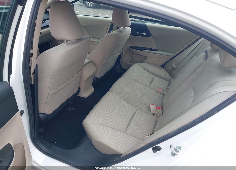 2016 HONDA ACCORD VIN: 1HGCR2F34GA129705