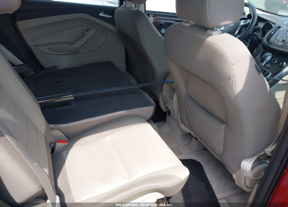 2014 FORD ESCAPE VIN: 1FMCU0GX2EUB75852