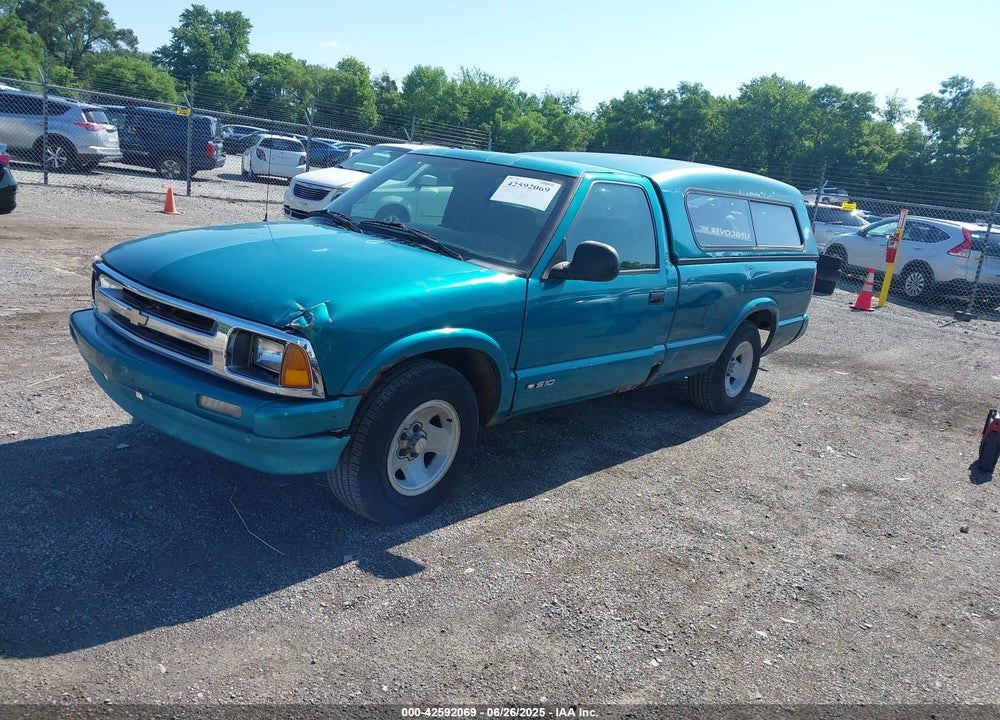 1996 CHEVROLET S TRUCK S10 VIN: 1GCCS1448TK101743